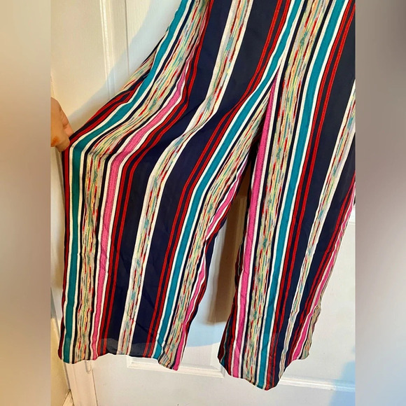 By & By Multicolored Stripped Wide Leg Off Shoulder Jumpsuit NWT Size 5 - Picture 4 of 5